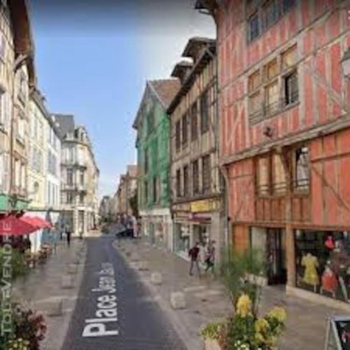 Cocoon Standing - Coeur Historique De Troyes